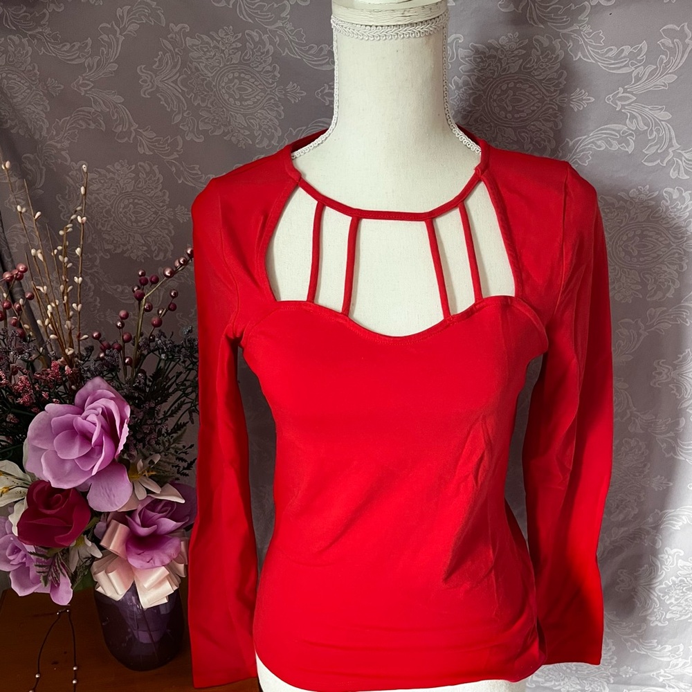 Red size small long sleeve top